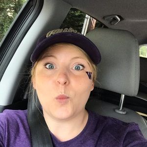 Meet your Posher, Kat